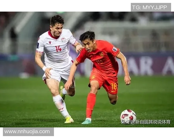 中国足球迎战伊拉克队全力争胜期待精彩对决与历史交锋 中国足球迎战伊拉克队全力争胜期待精彩对决与历史交锋