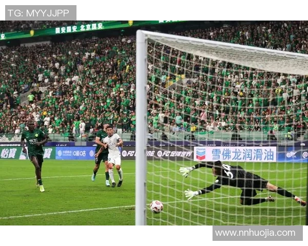 2017年北京国安与上海申花激战回顾：中超经典对决的精彩瞬间与战术分析