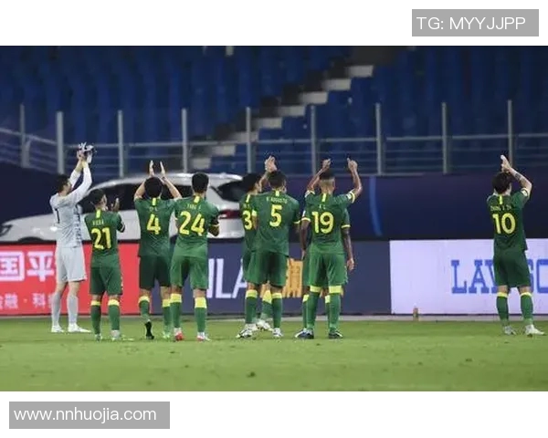 国安鲁能激战正酣直播精彩尽在BTV体育频道敬请关注