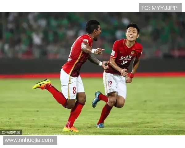 国安与恒大足球对决精彩纷呈谁能在这场巅峰之战中笑到最后