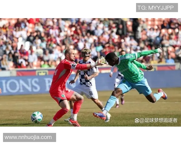 皇家盐湖城与休斯顿的精彩对决揭示了足球战术与团队合作的魅力 皇家盐湖城与休斯顿的精彩对决揭示了足球战术与团队合作的魅力