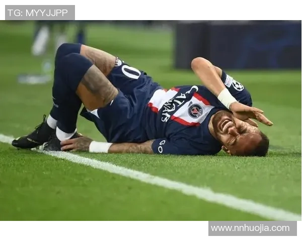 内马尔本赛季再度受伤巴黎欧冠前景堪忧球队需应对挑战